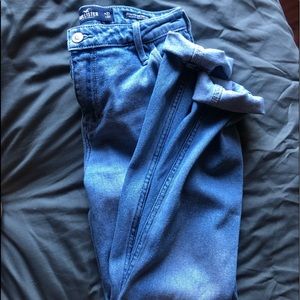 Hollister mom jeans